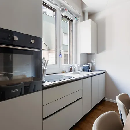 Guesthost - Bullona Bright & Design - M5 Gerusalemme * Milano